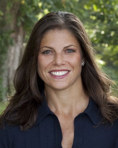 Alessandra Headshot 3