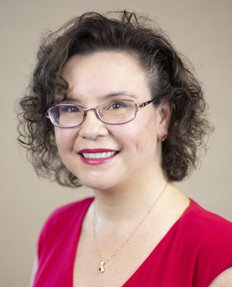 Michelle Dempsey Headshot 2018 scaled 3 768x950